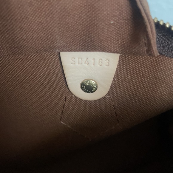 Authentic!!!!! Louis Vuitton Speedy 30 - Picture 14 of 16